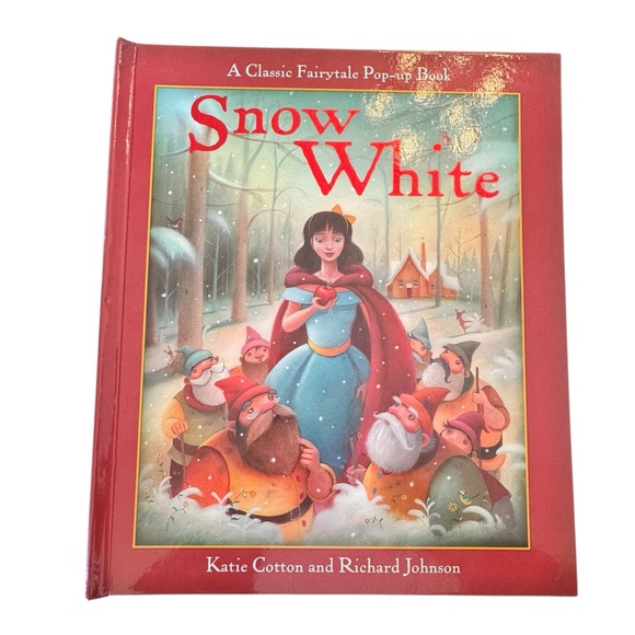 Snow White Classic Fairytale Pop-up Book - Picture 7 of 7